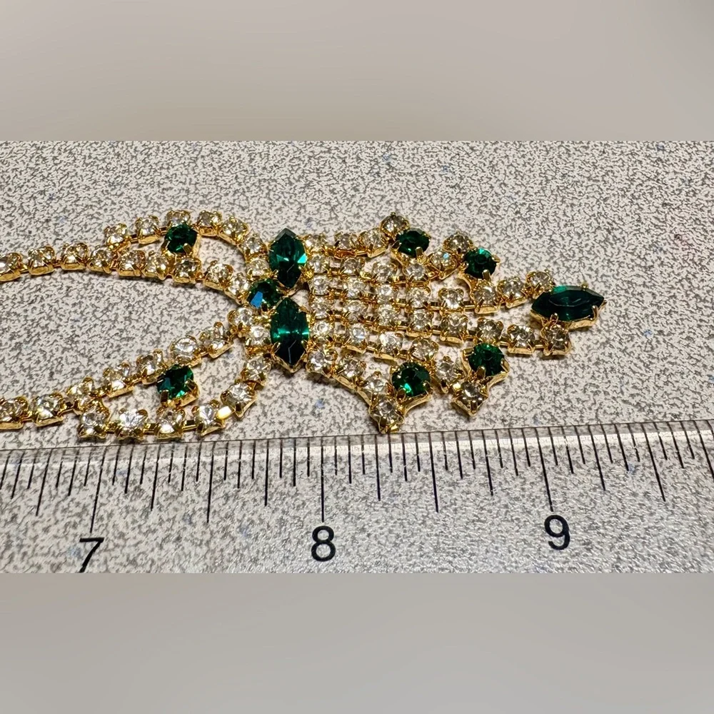 Vintage Gold and Green Jewelry Set - Picture 7 of 11
